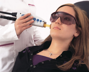 Amankah Cara Merawat Wajah Dengan Menggunakan Laser