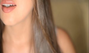 Perawatan Alami untuk Menghilangkan Rambut di Atas Bibir