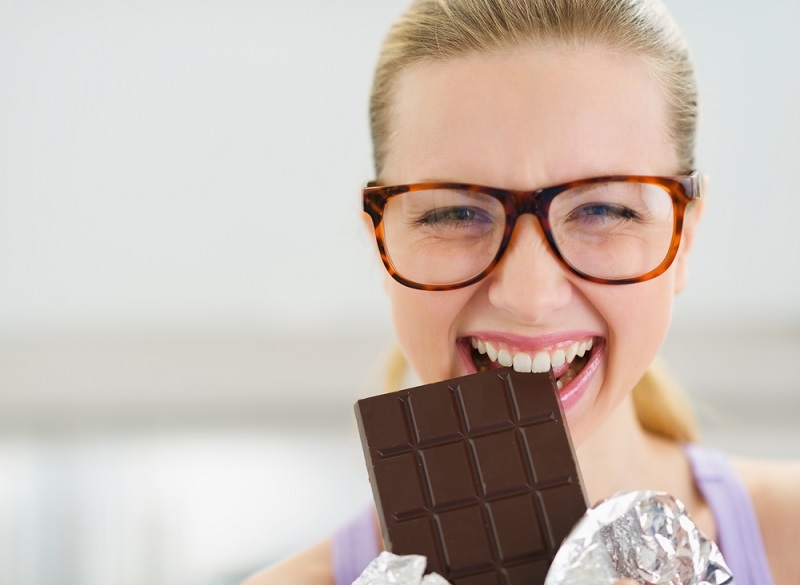 Cara Sehat Makan Coklat