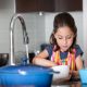 Tips Parenting Anak , Cara Mendelegasikan Pekerjaan di Rumah Sesuai dengan Kemampuan dan Usia Anak