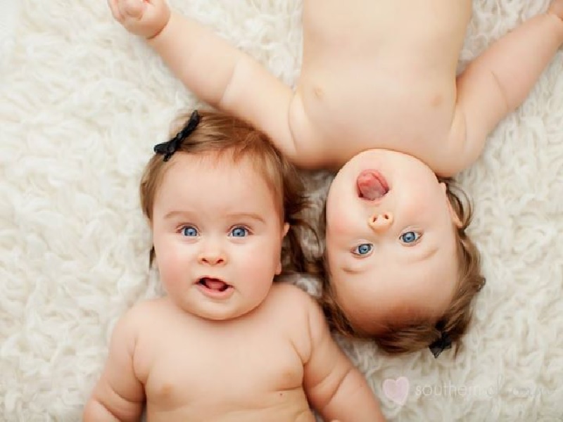 Hal Yang Tidak Diketahui Tentang Memiliki Bayi Kembar