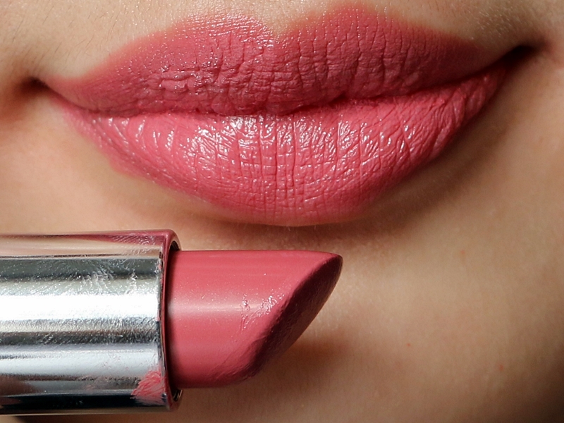 Warna Lipstik Yang Bikin Nge-Hits