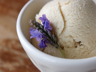jenis herbal untuk es krim dan kue.1
